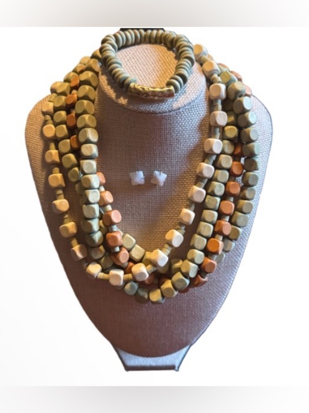 Plunder 3 piece 4 strand set   Bead Necklace, bracelet and Stud Earrings natural